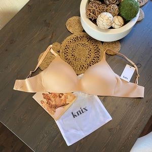 Knix “WingWoman” Bra - size 7